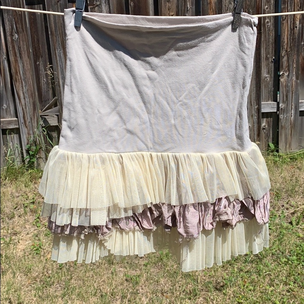 Ruffle slip skirt.